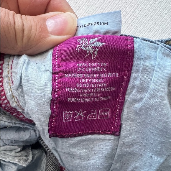 EUC Women's Vigoss Dark Blue Flare Jeans Size 9/32" Inseam Super Nice (A2) - Picture 8 of 13